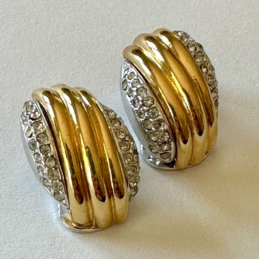 Christian Dior vintage couture costume clip on earrings. Gold plated metal